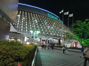 チロ